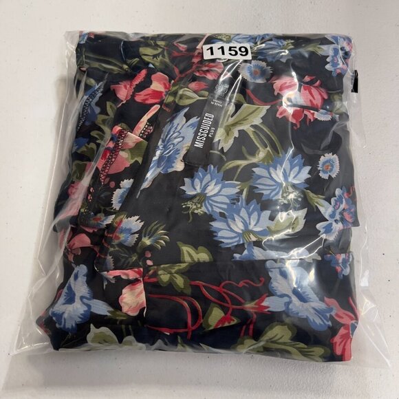 Missguided Plus Floral Wrap Over Dress Size 18 NWT - Picture 12 of 12